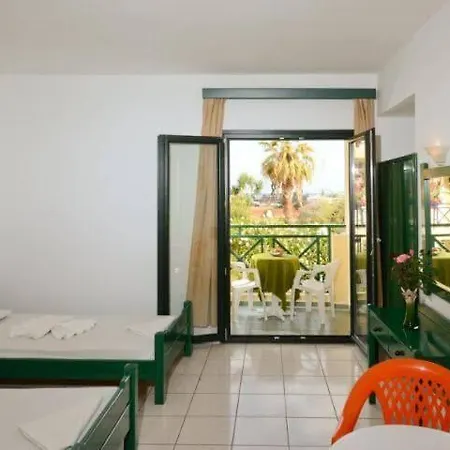Hotel Milos 2*